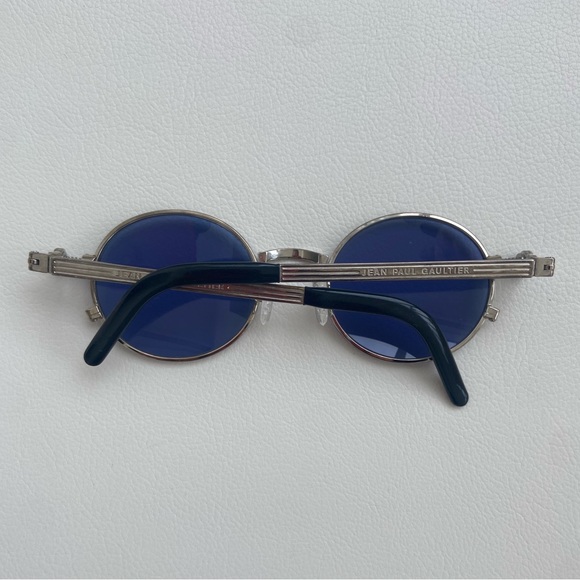 Jean Paul Gaultier Vintage Sunglasses Silver frame and Blue lenses - Picture 3 of 8